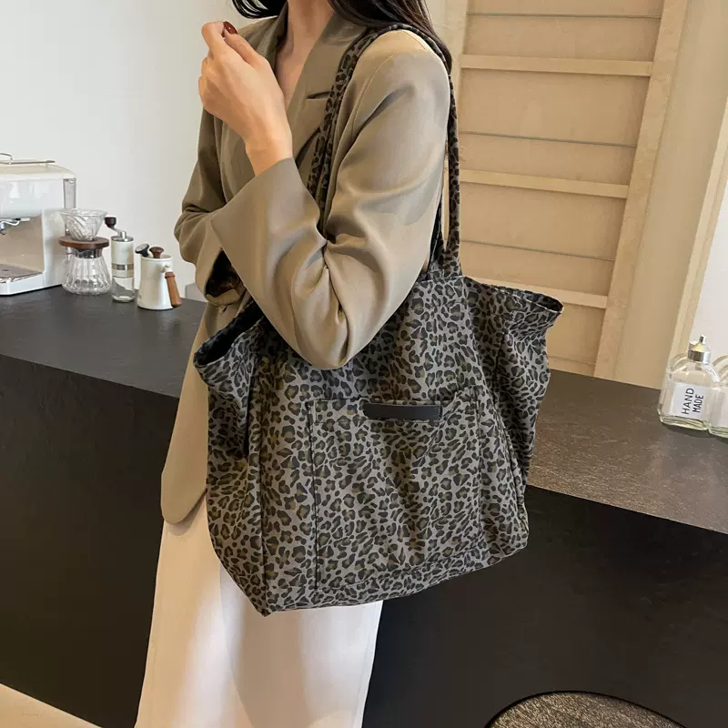 豹纹帆布托特包大容量包包女2025新款逛街个性设计手提通勤单肩包