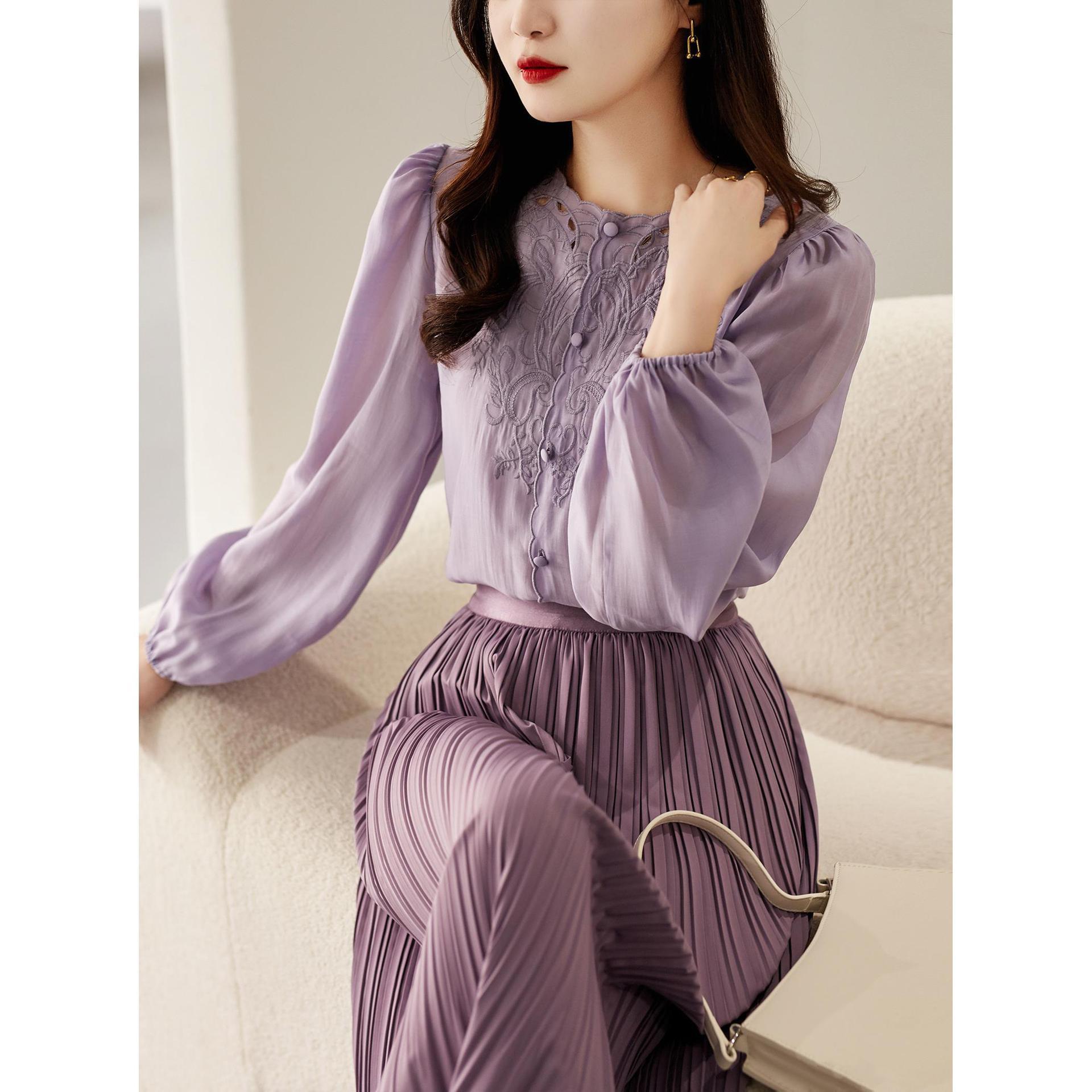 2026 French Elegant Style Embroidered Round Neck Long Sleeve Shirt with Lantern Sleeves, Lace Blouse for Women, Spring