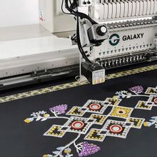 银河机电全自动高速绣花机 多功能服饰4晶片 翻片绣 毛巾绣绳绣