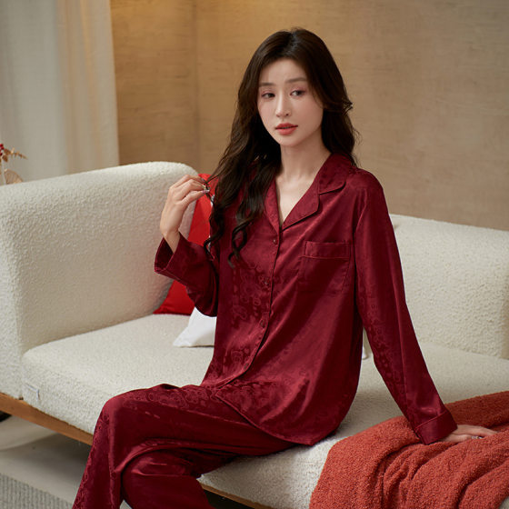 2025 New Wedding Couple Pajamas Red Ice Silk Jacquard Long Sleeve Home Clothes for Men and Women suit