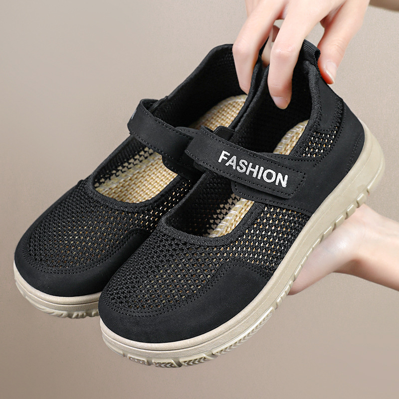 Zapatos de mujer todo fósforo verano nuevos zapatos de malla plana zapatos de madre de mediana edad y ancianos zapatos de tela viejos de Beijing al por mayor