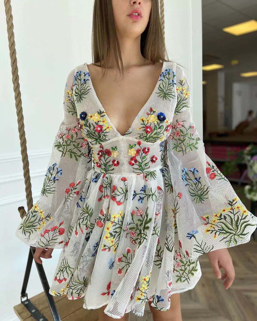 Women's Regular Dress Elegant Sexy V Neck Long Sleeve Ditsy Floral Above Knee Banquet Daily Bar display picture 3