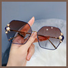 Fashionable sunglasses, metal glasses solar-powered, sun protection cream, trend stone inlay from pearl, 2022 collection, UF-protection