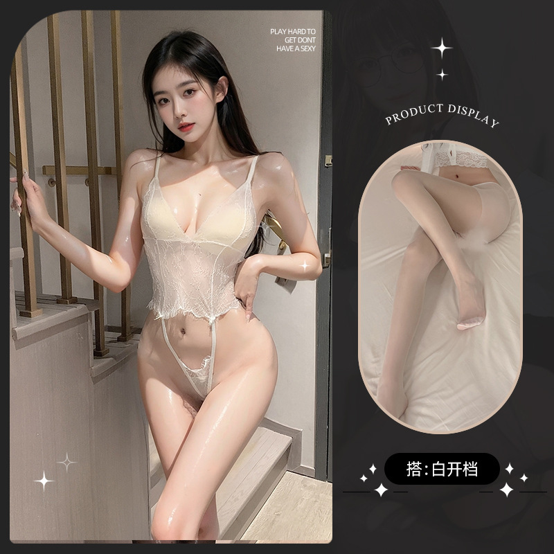 흰색 레이스 점프수트 + 흰색 오픈 양말