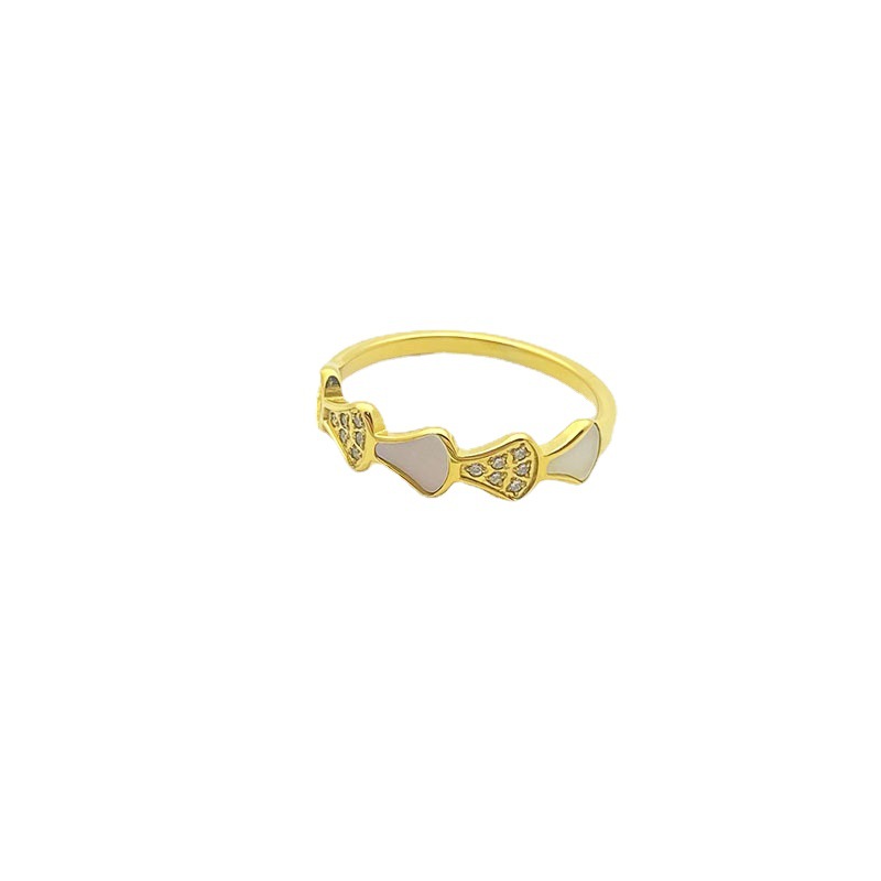 trend geometric ring