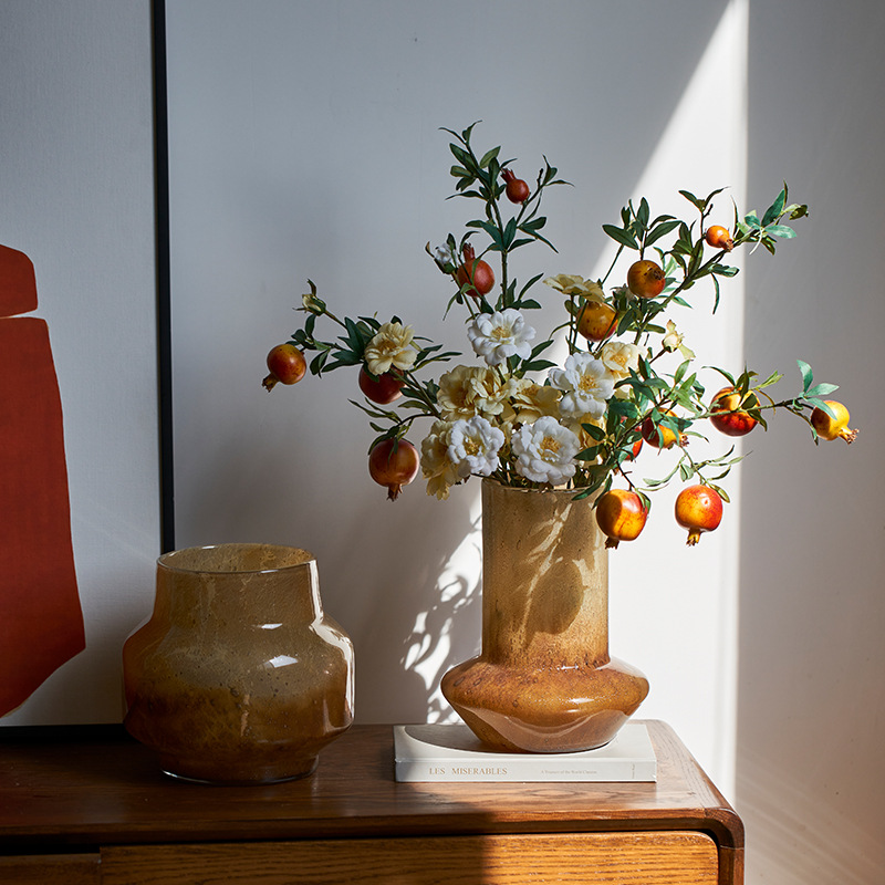 Florero de vidrio de lujo ligero American Maillard Decoración nórdica Sala de estar Mesa de comedor Arreglo floral Habitación modelo Decoración de hotel