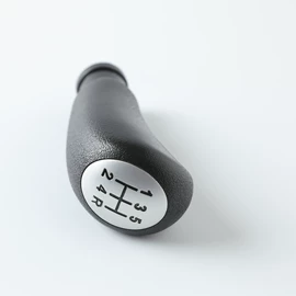 车身及附件;扶手/把手;驾驶室及配件