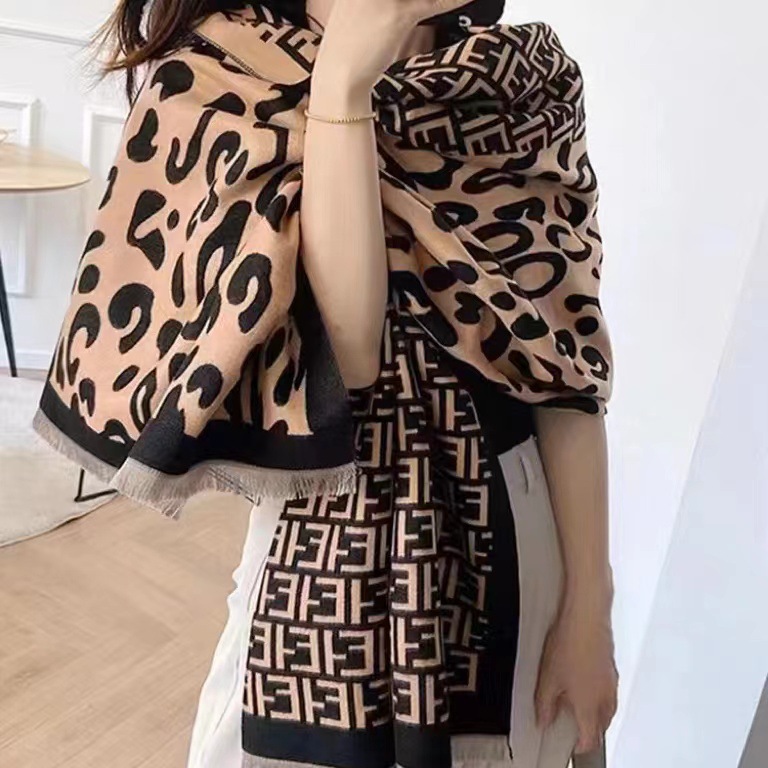 ET 레오파드 프린트 커피 컬러