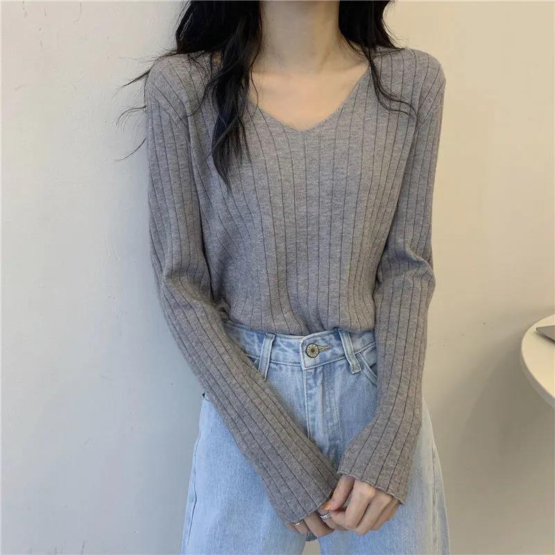 内搭打底衫2021春秋新款韩版宽松V领长袖短款显瘦针织衫上衣女潮