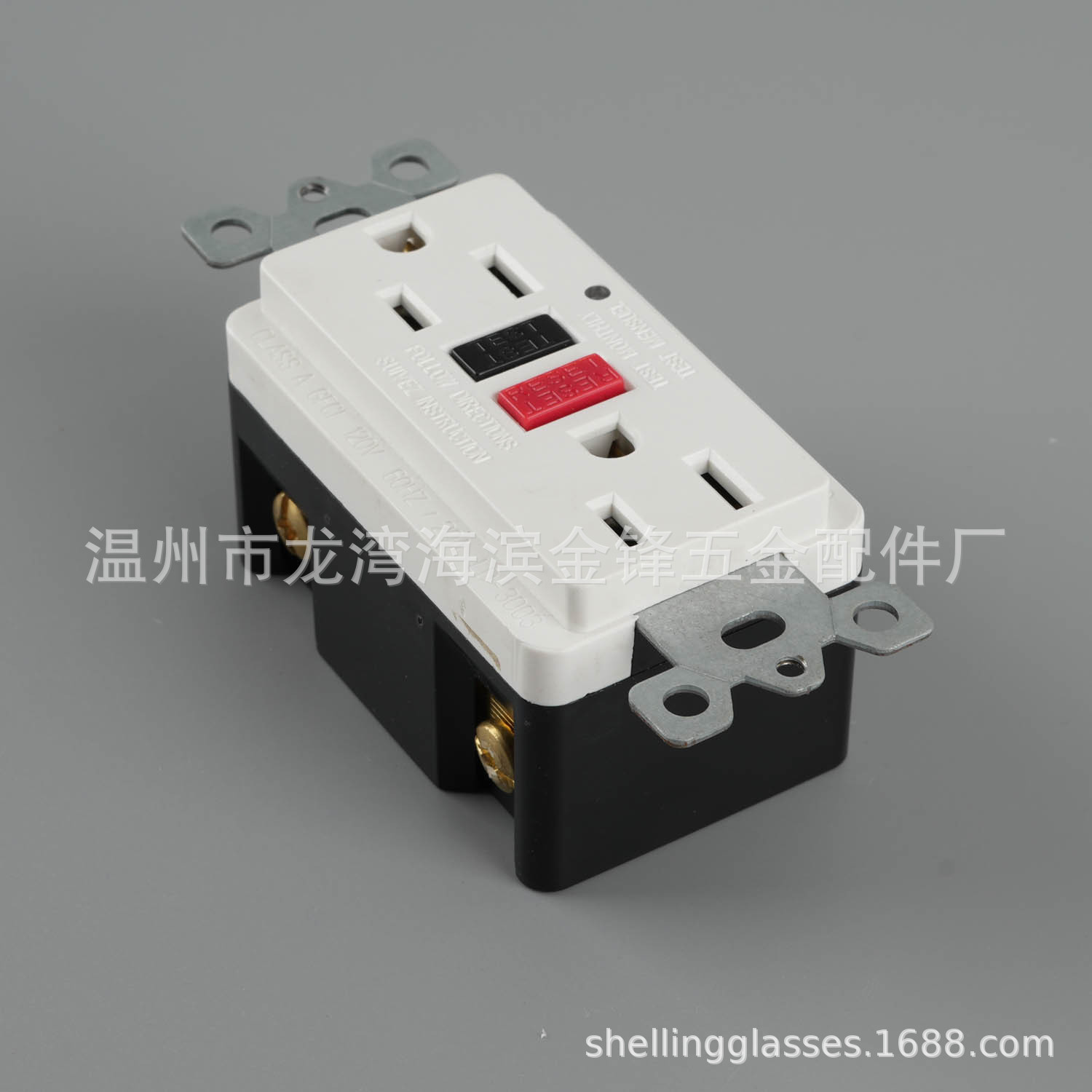 GFCI漏电保护插座美标接地断路器南美墙壁插座15-20A外贸