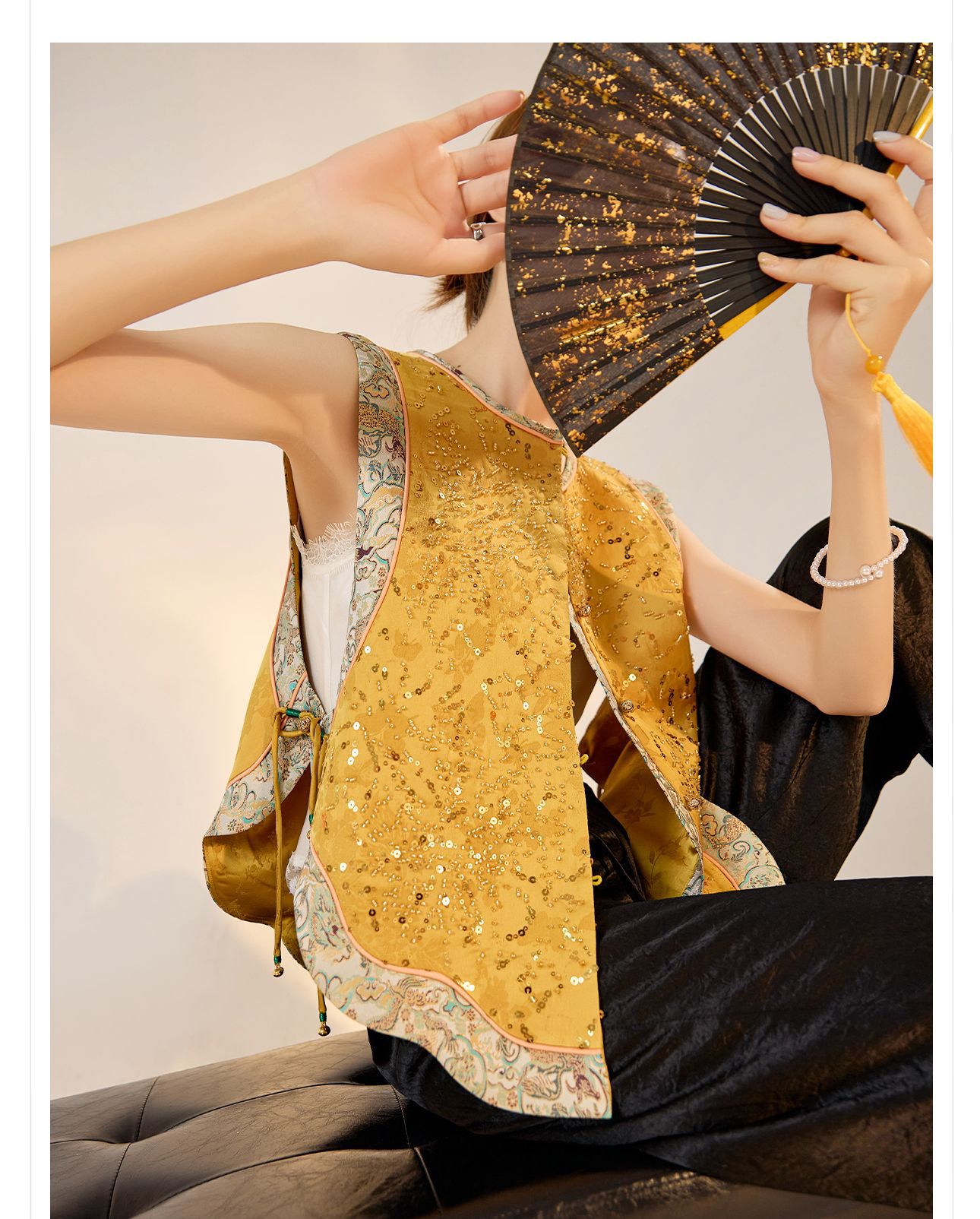 Áo vest gile nữ phong cách retro Tân Trung Hoa, cổ đứng, thêu đính hạt cườm tinh xảo — Vàng chanh chi tiết 4