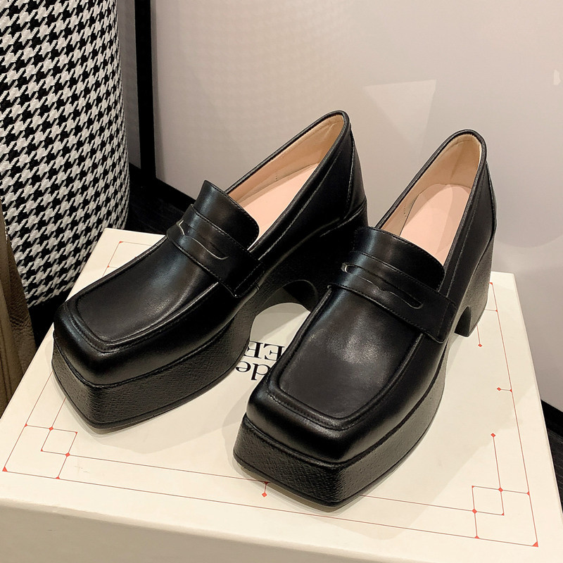 Giày loafer nữ đế xuồng cao gót phong cách Anh, mũi tròn, da thật, xỏ chân tiện lợi — màu đen