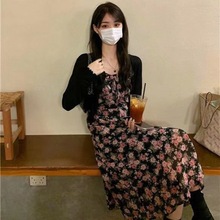 2024秋季新款胖mm遮肉显瘦毛衣套装黑色针织衫碎花吊带裙两件套女