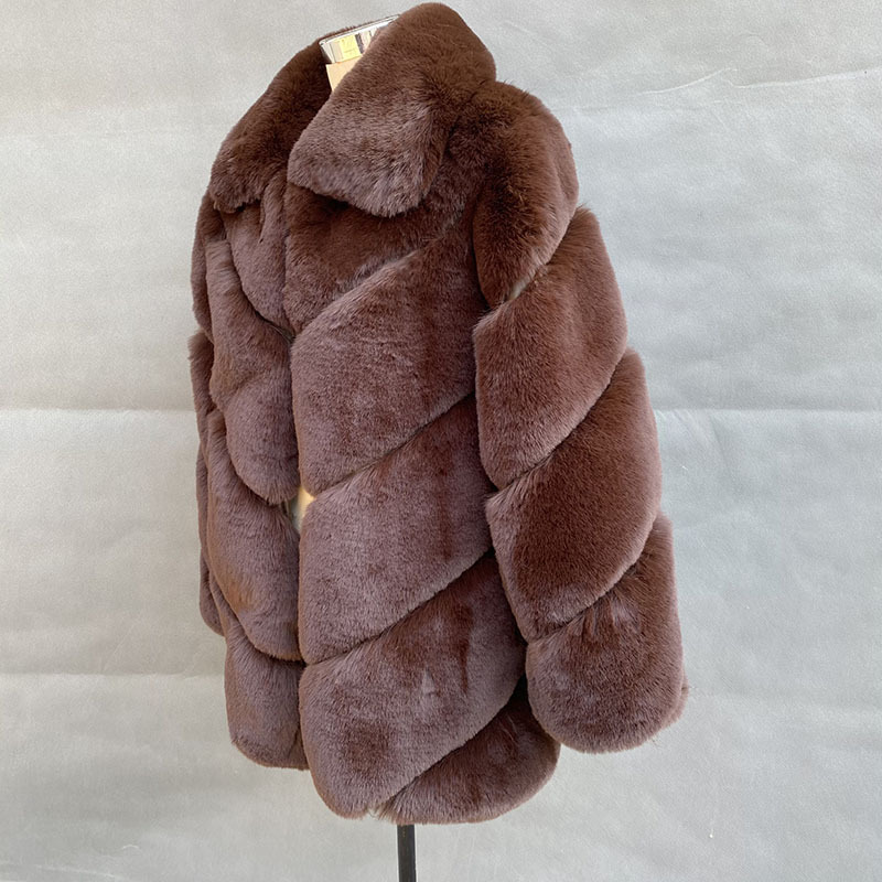 Haining leather and fur Manufactor wholesale Autumn and winter new pattern Europe and America leather and fur coat Mid length version Fox Fur imitation overcoat