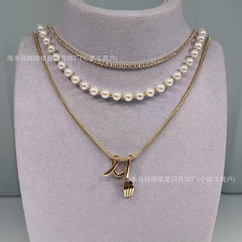 Hefang Three-Layer Chain Light Luxury Elegant Versatile Pearl Necklace for Women Hefang Three-Layer Chain Light Luxury Elegant Versatile Pearl Necklace for Women