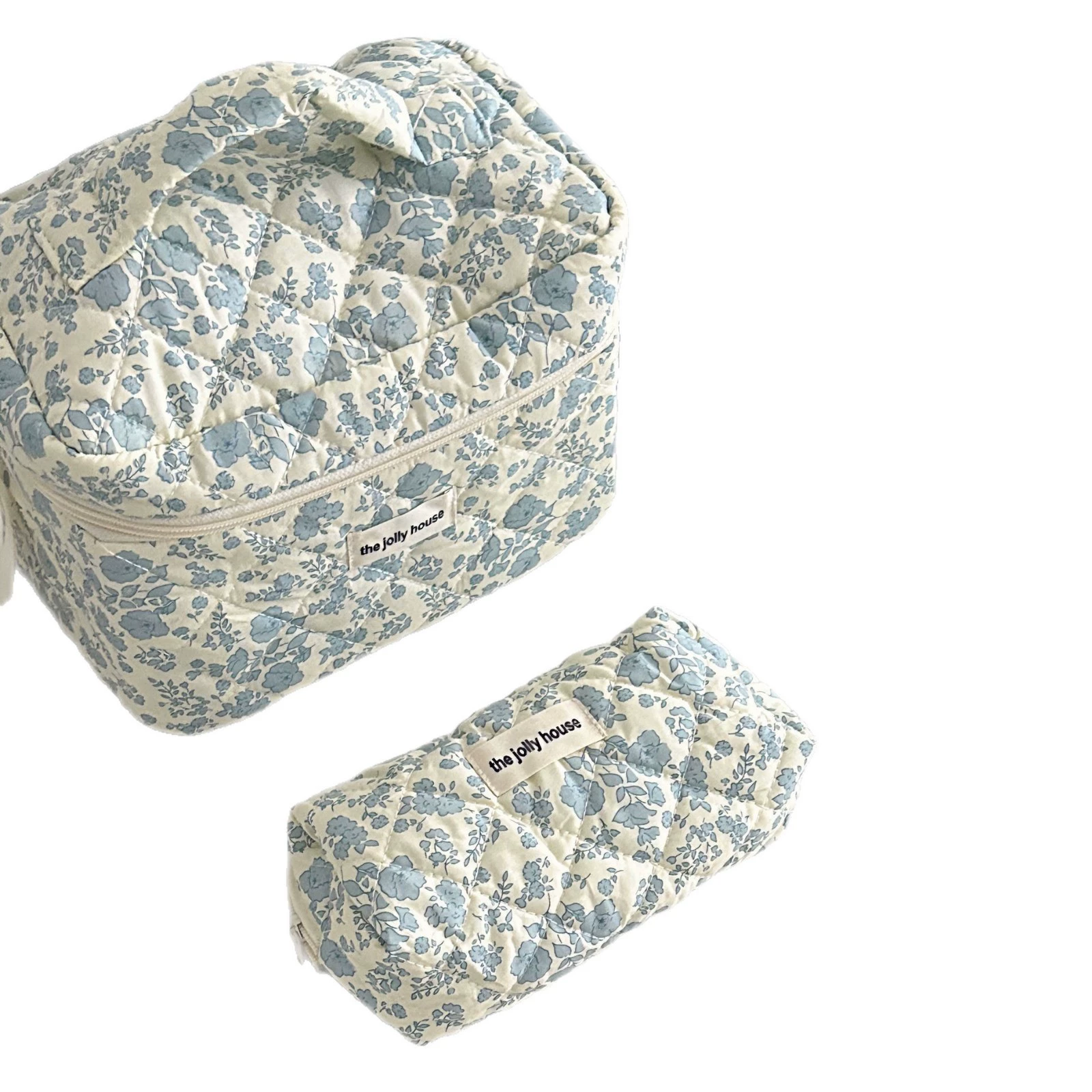 Fresh capacious cosmetic bag, handheld organizer bag