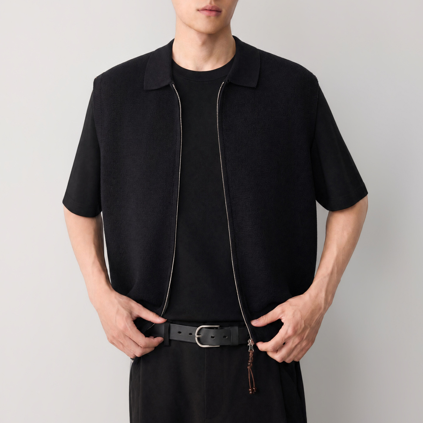 Áo gile len nam pha linen dáng cardigan khóa kéo phong cách công sở — đen