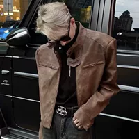 Американская ретро-кожаная куртка для мотоциклистов в стиле distressed, коричневая, мужская, нишевый дизайн, укороченная, с наплечными вставками