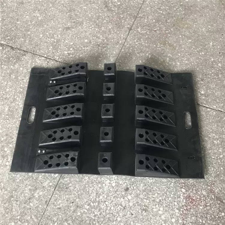 消防设备用水带护桥车辆减速过桥板防压槽水龙带橡胶护板