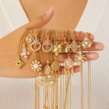 ���Գ�����������Ʒ���ʽ����С���r��������~�荲���ɫ��