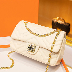 �ļ��¿���ƤС����Ů2021�r�аٴ����С��������V�y朗l�����l