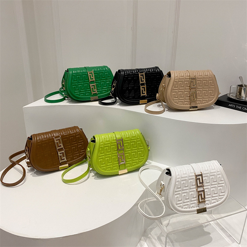 Nuevo retro bolso de impresión axilar 2024 nuevo bolso de moda femenina universal bolso de cadena de hombro