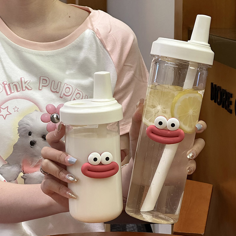 ストロー付きの新しいスタイルのプラスチックカップ、パールミルクティーを吸うことができ、見栄えの良い大容量のポータブルフルーツティーカップ、ギフトロゴ付き|undefined