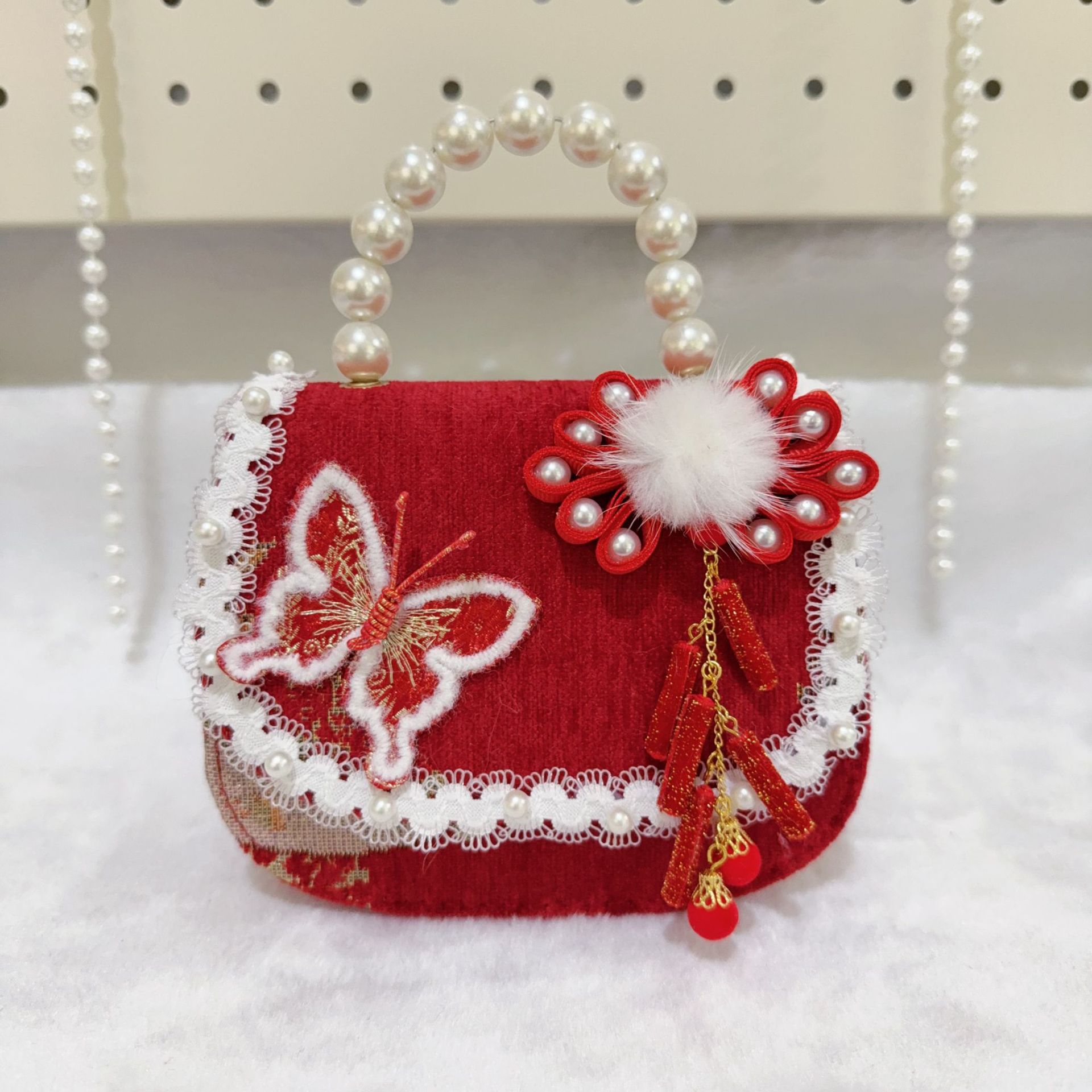 Bolsos infantiles otoño-invierno Año Nuevo bolsos rojos festivos pequeños bolsos de perlas de lana fragante accesorios bolsos de chicas