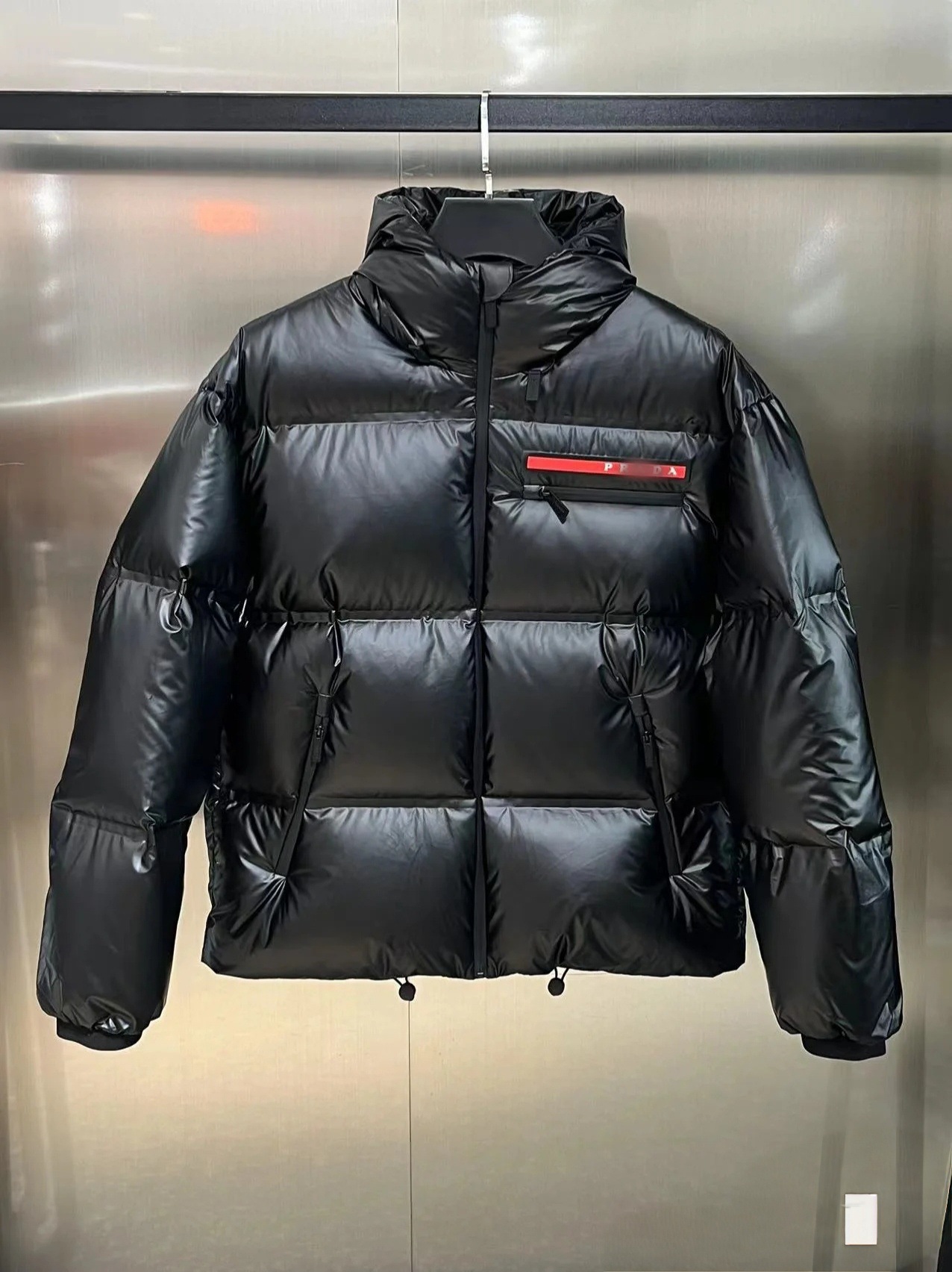 Marca de moda de invierno europea pan abrigada y esponjosa chaqueta de plumón Pujia con cremallera chaqueta casual de moda para hombres y mujeres en stock