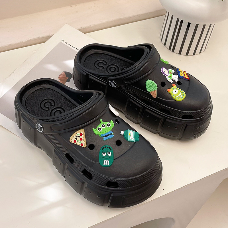 2022 cross border new Crocs women's summer slippers New wear high tide muffin cake Baotou Internet red cool tow summer