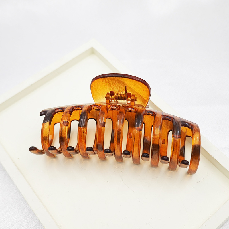 Explosiones transfronterizas leopardo abrazadera de cabello de gran tamaño abrazadera de cabello de plástico detrás de la cabeza abrazadera de cabello abrazadera de tiburón abrazadera al por mayor