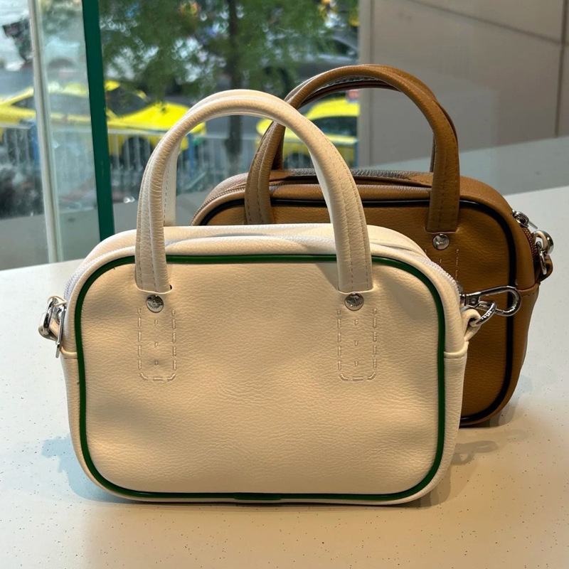 Adidas Same Style Trefoil Unisex Handbag 26 Styles Color-Blocking Small Square Bag Sports Shoulder Tote Crossbody Bag Adidas Same Style Trefoil Unisex Handbag 26 Styles Color-Blocking Small Square Bag Sports Shoulder Tote Crossbody Bag