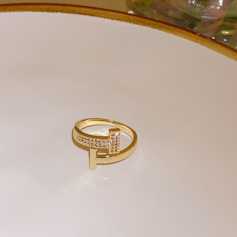 Anillo de dedo índice de estilo lindo de moda pulsera de estilo creativo para mujer diseño de nicho de anillo geométrico de perlas de dibujos animados lindo