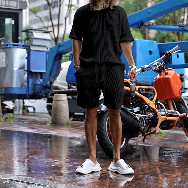 Men's Summer Vertical Stripe Lounge Set, Breathable Short Sleeve Shirt And Shorts Outfit For Vacation & Casual Wear_viptrois.com