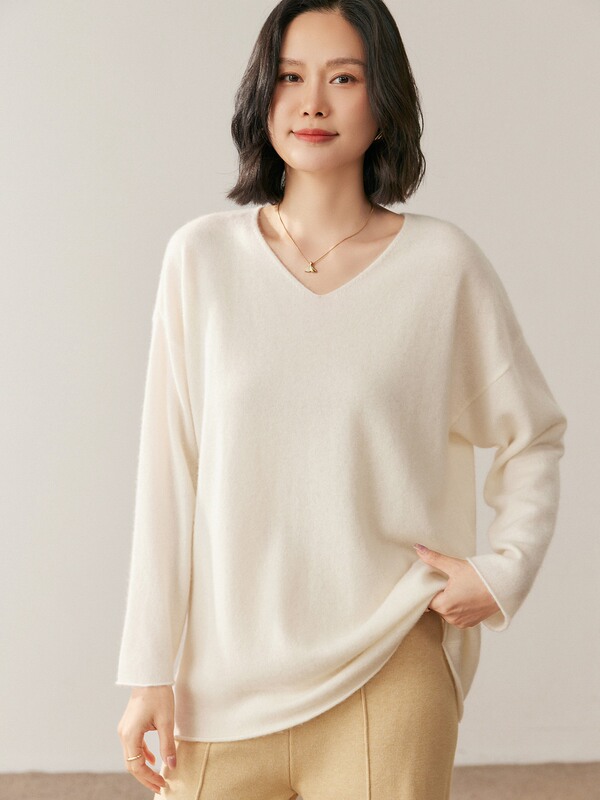 Loose and Lazy Rolled Edge Cashmere Sweater for Women V Neck Slim Pullover Knitted Bottoming Sweater Simple and Versatile Top