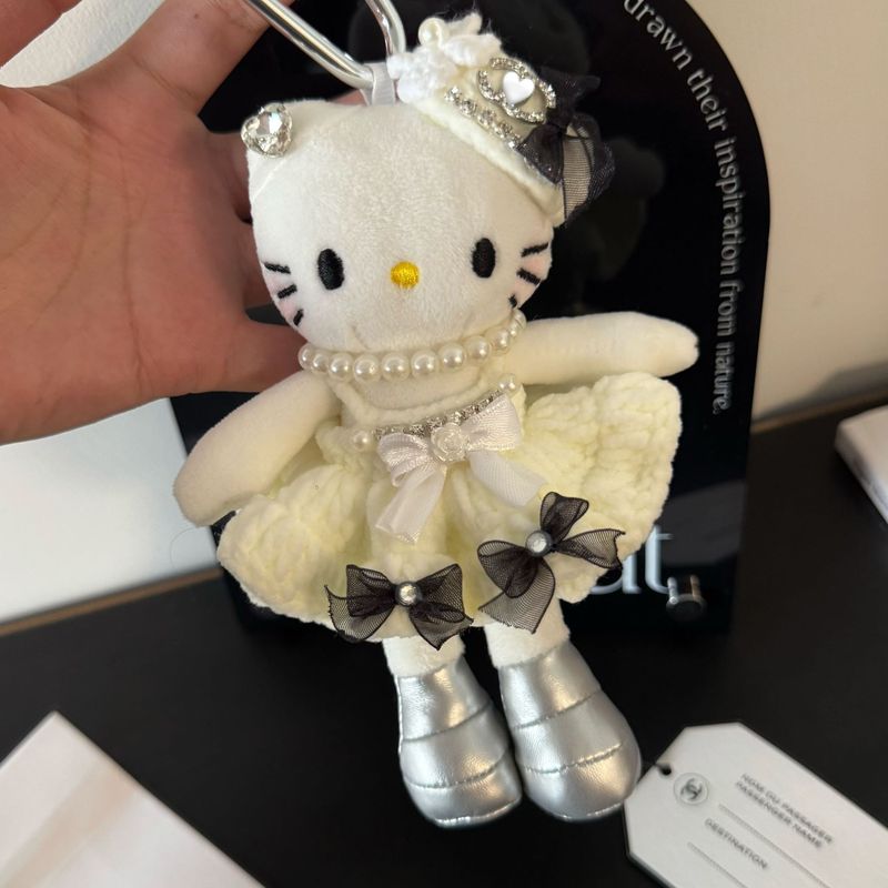 秋冬可爱长腿kitty毛绒挂件裙子换装娃衣ins风玩偶挂饰背包钥匙扣|undefined