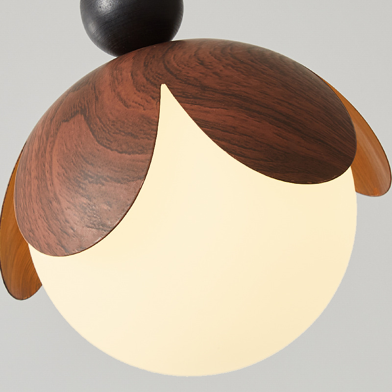 Dormitorio cama pequeño candelabro estilo antiguo pétalos creativos retro nogal pasillo sala de estar fondo pared candelabro