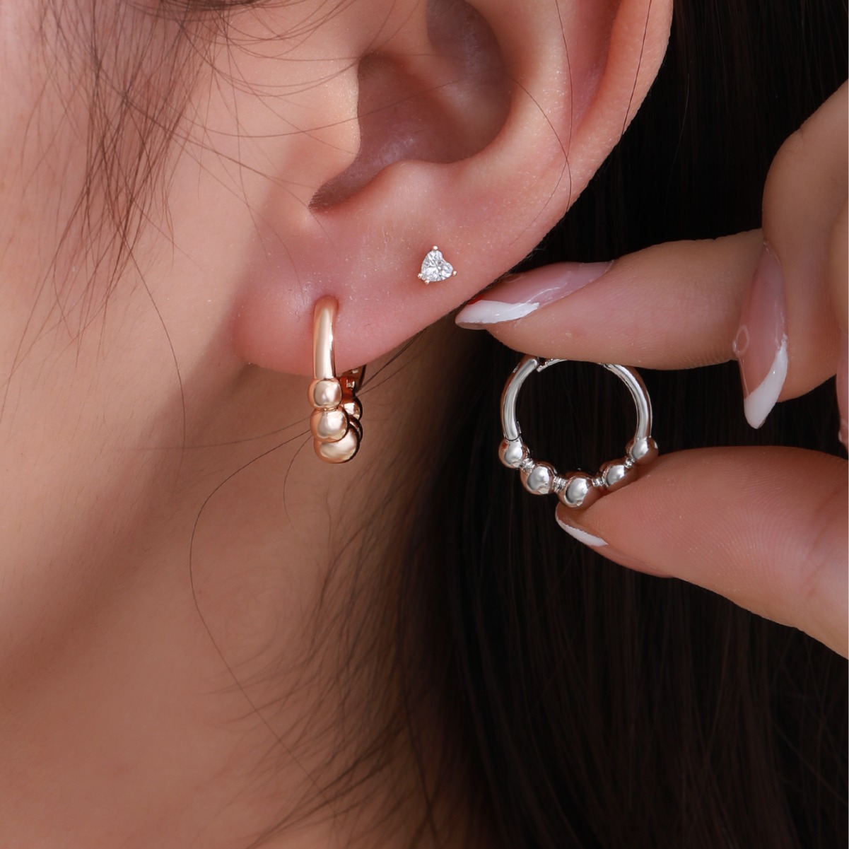 Joyería Xuping estilo de viaje brillante perlas de orejas europeas y estadounidenses simplicidad de viento frío pendientes de nicho de alto nivel