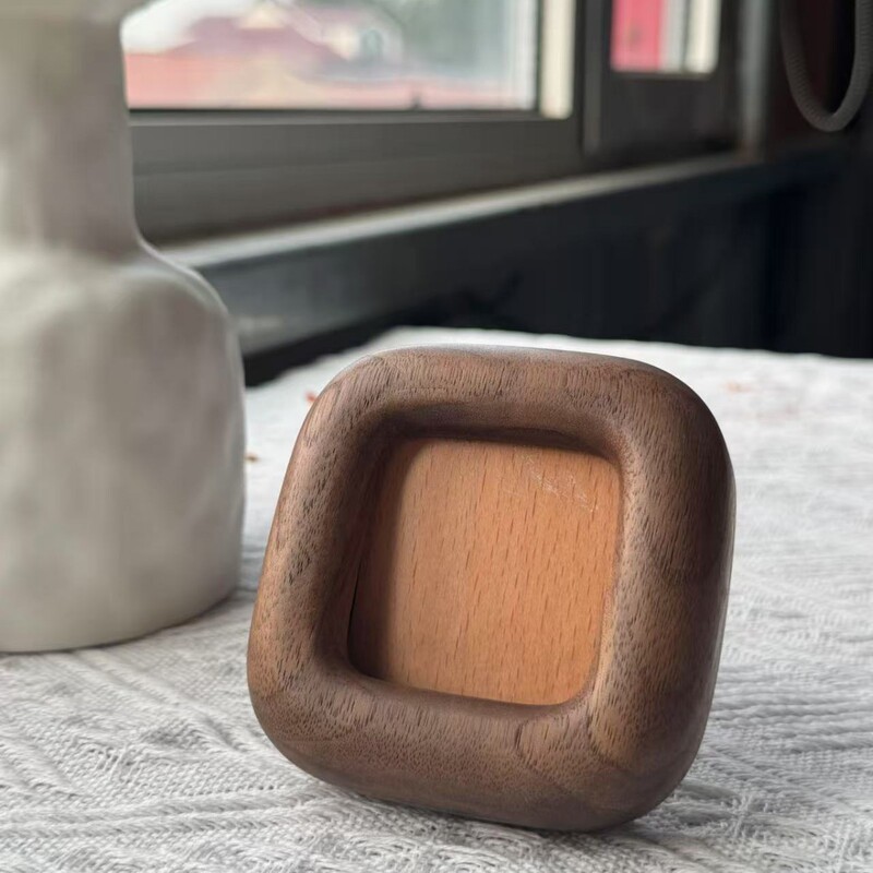 Solid Wood Square Small Photo Frame Stand North American Black Walnut Solid Wood One-Piece Photo Frame Stand