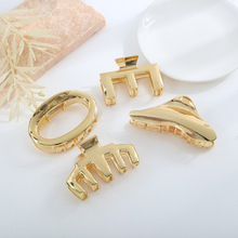 ���ƽ�ɫ�Ͻ�P�lץ�AŮ���Rβ���º��X�װl�AŮ�ٴ��b����~�A