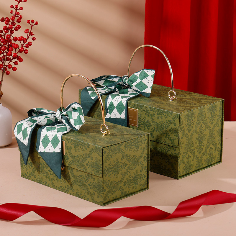 상자 유형: 녹색 새해 금속 선물 상자 큰 30*16*16CM; 사양: 새해 뜨거운