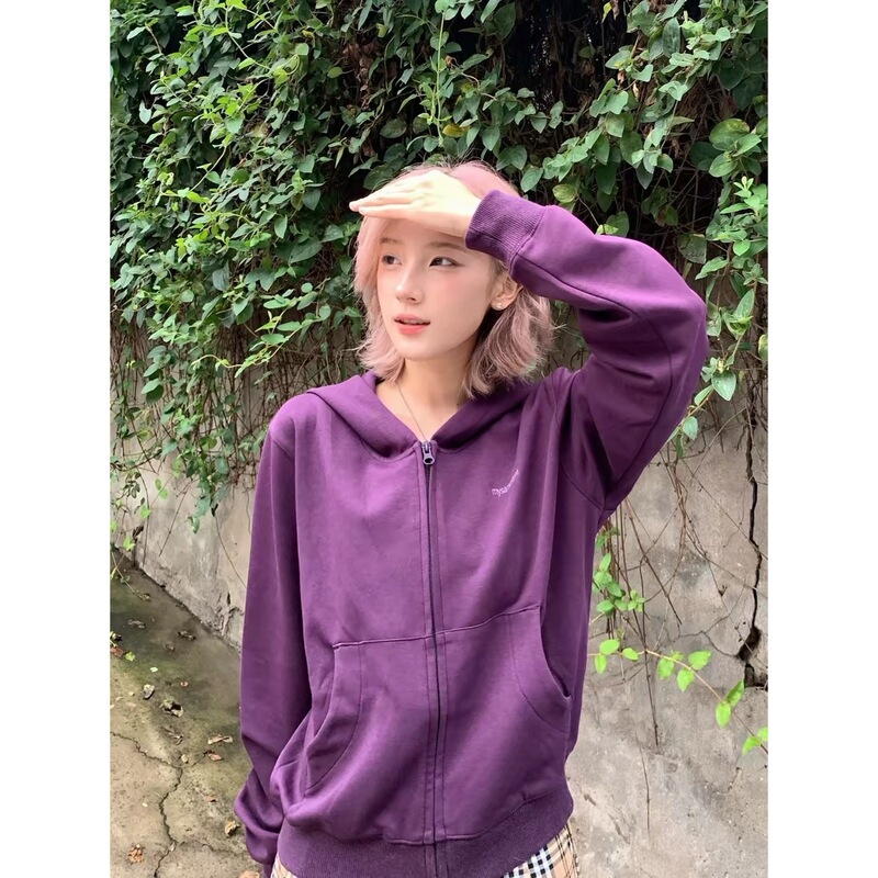 In stock, autumn purple short sports cardigan sweatshirt for women, 2026 new model, hooded, zippered, loose fit, extremely stylish In stock, autumn purple short sports cardigan sweatshirt for women, 2026 new model, hooded, zippered, loose fit, extremely stylish