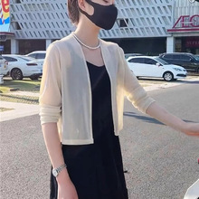 披肩外搭女2025新款防晒开衫高级感配裙子夏薄款宽松冰丝针织上衣