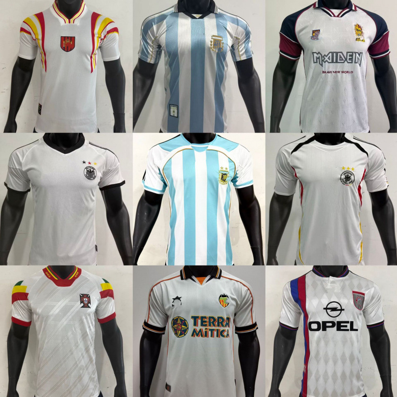 Futbol forması - İspaniya, Portuqaliya, İngiltərə, İtaliya