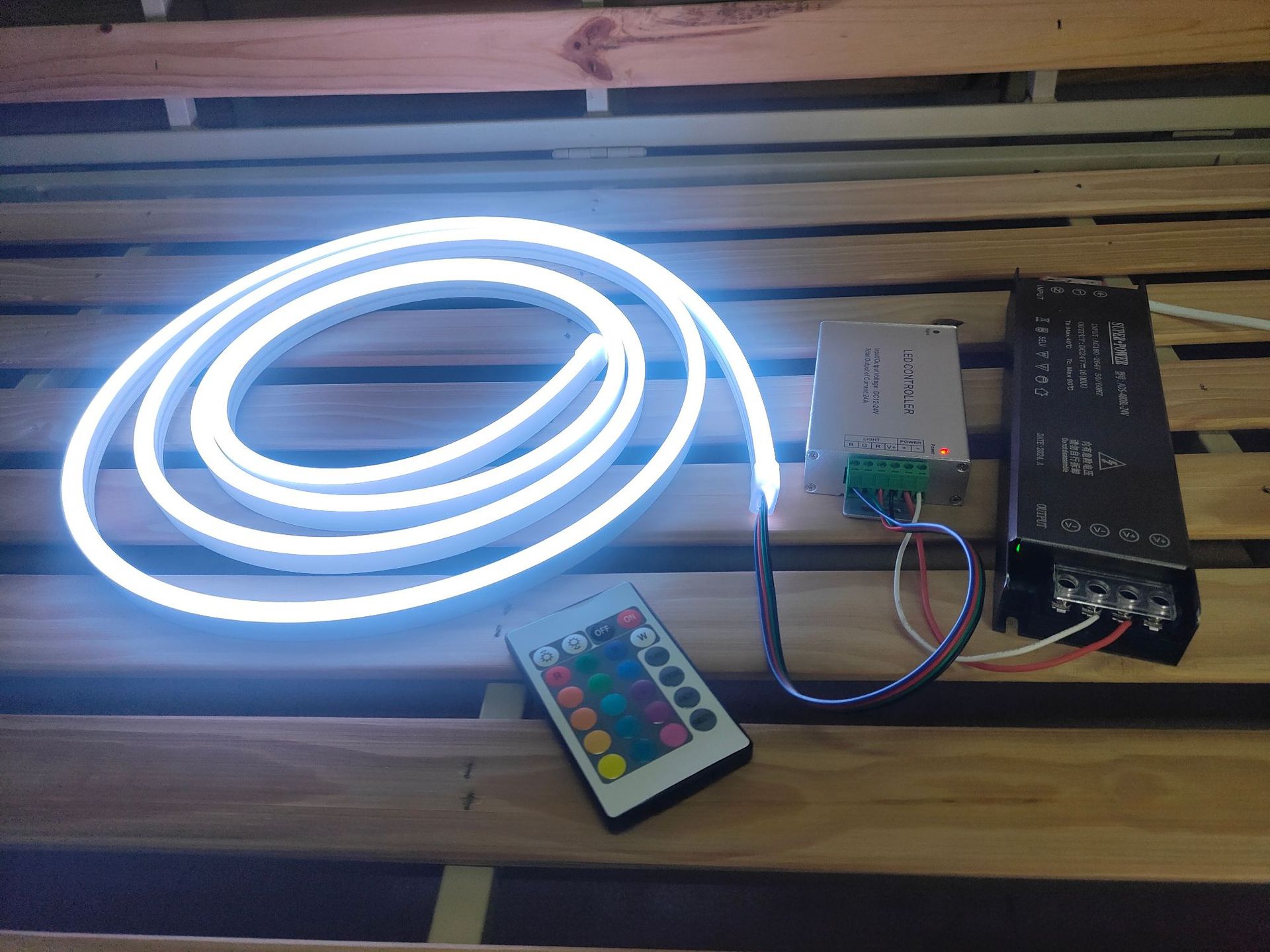 Neon Light Strip 2