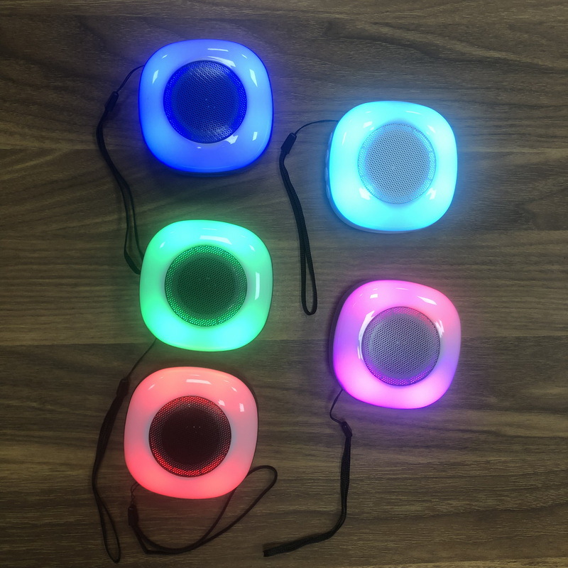 便携式蓝牙音箱