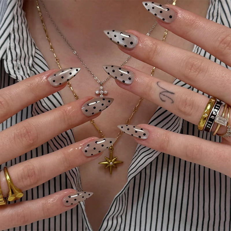 Lefan Manicure Simple Gray Cat Eye Wearable Nails Short Almond Nails Black Polka Dot Wearable False Nails Lefan Manicure Simple Gray Cat Eye Wearable Nails Short Almond Nails Black Polka Dot Wearable False Nails