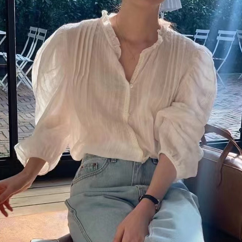 2024 Spring New Cute Lace V-neck Short Solid Color Shirt Women's French Puff Sleeve Age-reducing Casual Shirt 2024 Spring New Cute Lace V-neck Short Solid Color Shirt Women's French Puff Sleeve Age-reducing Casual Shirt