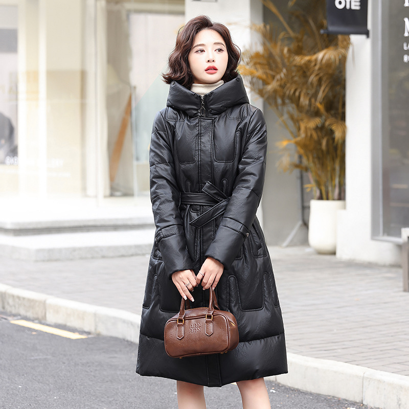 검은색