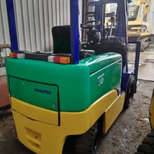 3吨叉车电动叉车升高三接4.5米 进集装箱叉车 3吨四轮平衡重式